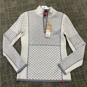 NWT 1/4 Zip Pow 100% Merino Zip Neck Sweater
